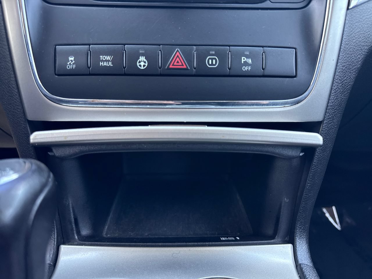 Used 2012 Jeep Grand Cherokee Overland AWD/4WD image 21