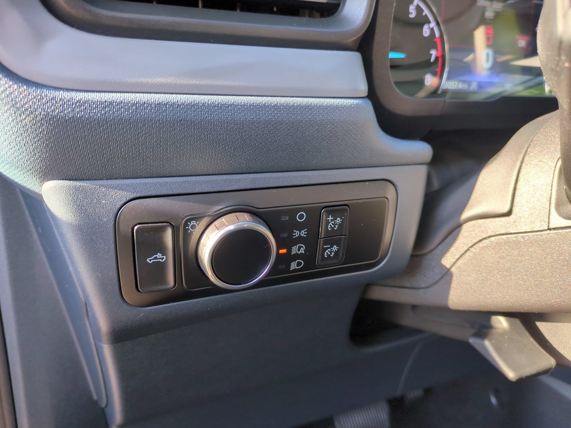 Used 2024 Ford Maverick Tremor w/ Tremor Off-Road Package AWD/4WD image 18