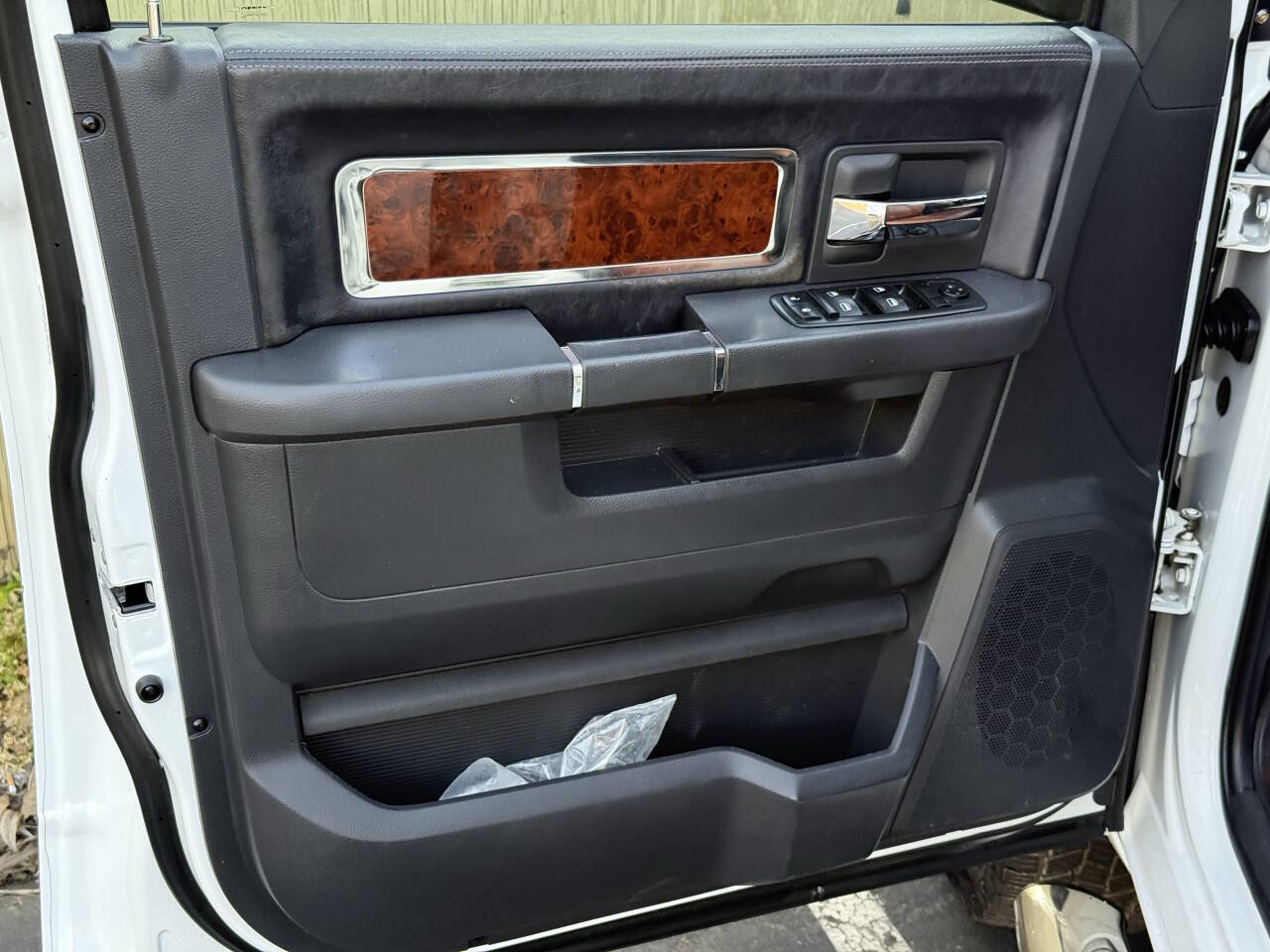 Used 2012 RAM 2500 Longhorn w/ Cold Weather Group AWD/4WD image 15