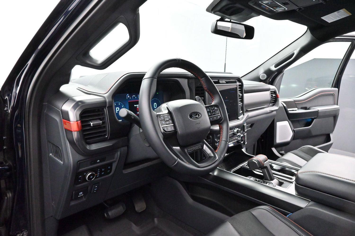 Used 2025 Ford F150 Raptor AWD/4WD image 13
