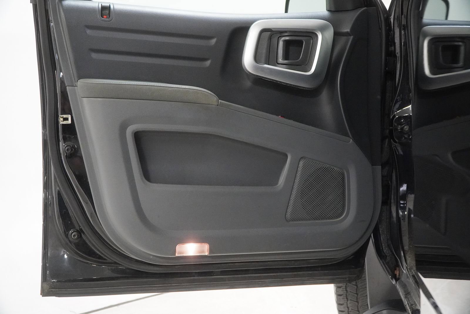 Used 2007 Honda Ridgeline RTX image 19