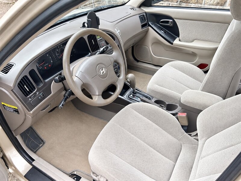 Used 2005 Hyundai Elantra GLS FWD image 8