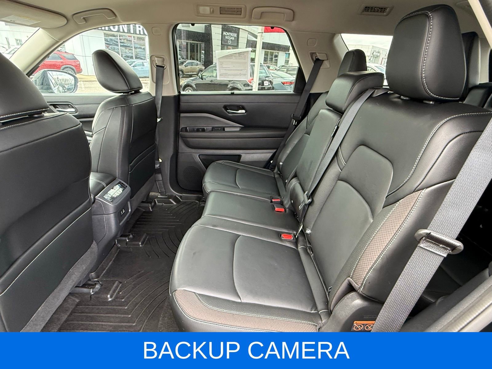 Used 2024 Nissan Pathfinder SL image 20