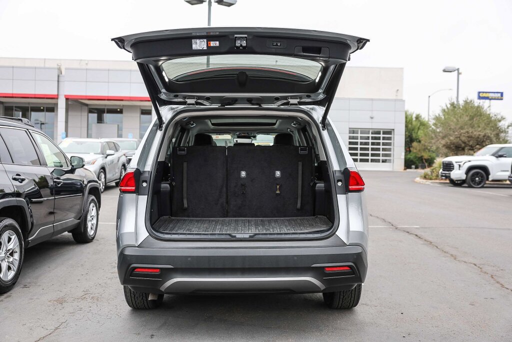 Certified 2024 Toyota Grand Highlander AWD image 30