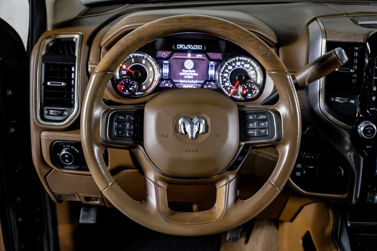 Used 2022 RAM 3500 Limited AWD/4WD image 16