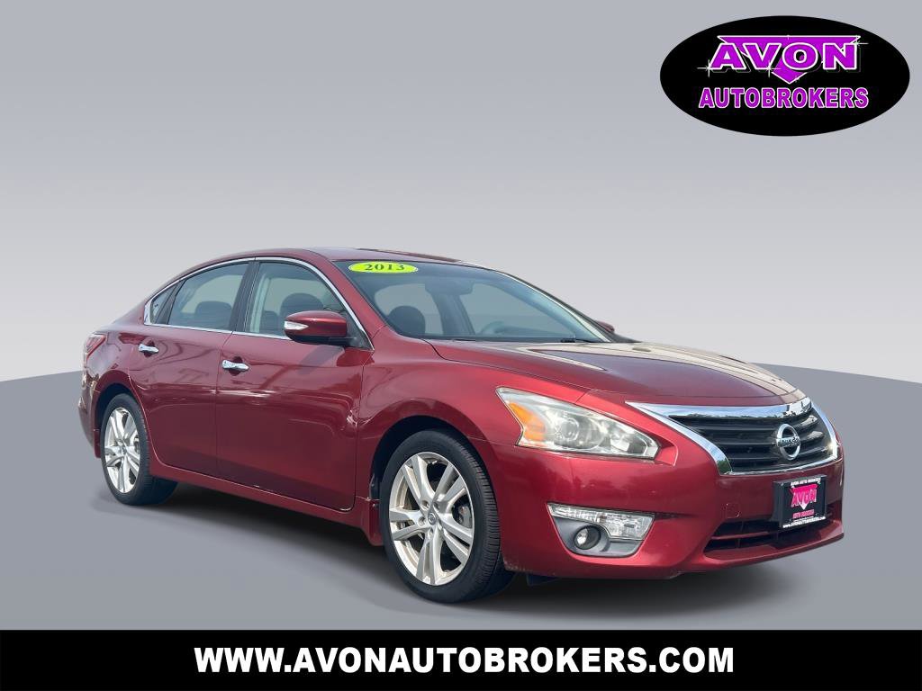 Used 2013 Nissan Altima 3.5 SV image 1