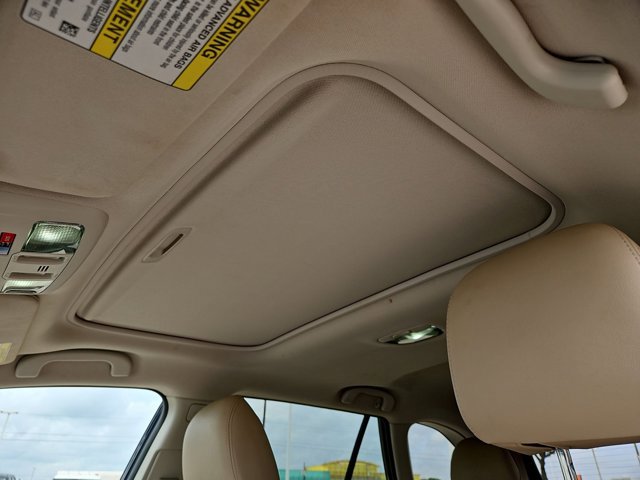 Used 2018 Subaru Outback 3.6R Limited AWD/4WD image 15