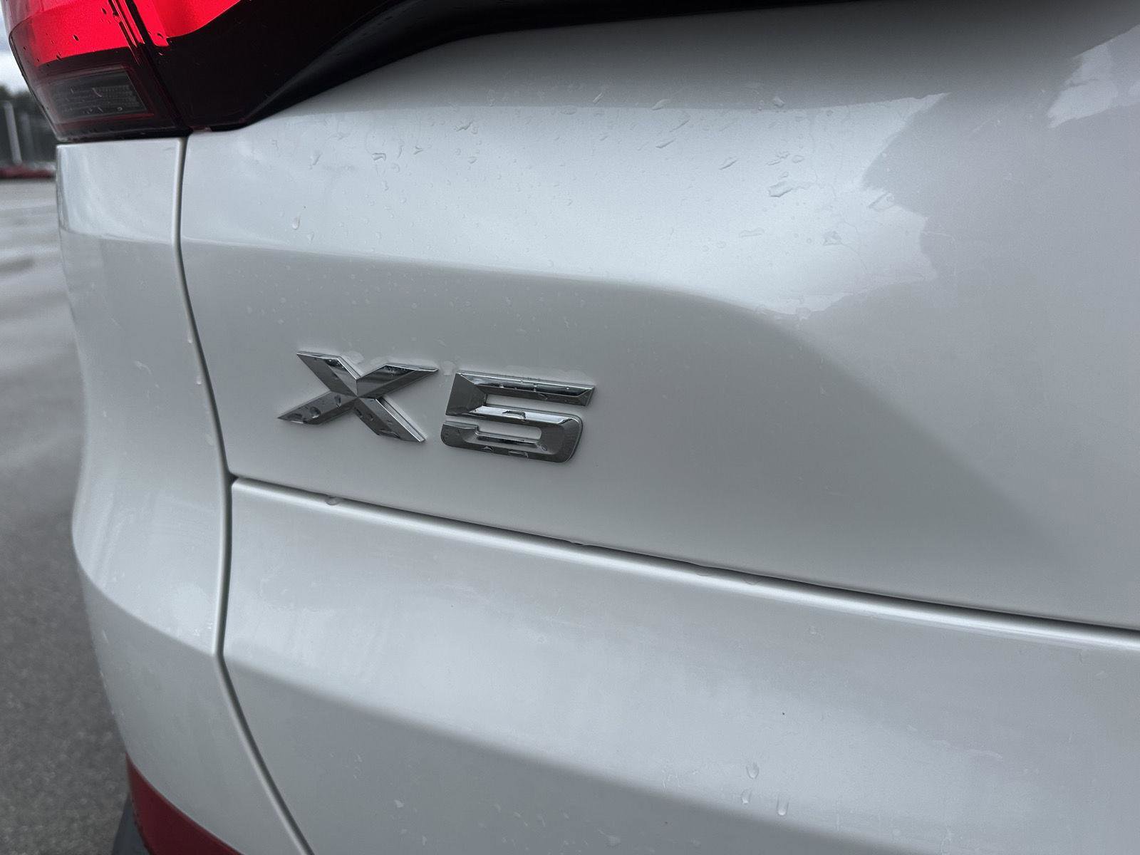 Used 2023 BMW X5 xDrive45e w/ Climate Comfort Package image 5