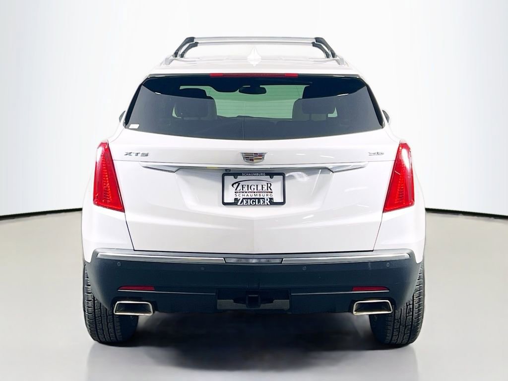 Used 2017 Cadillac XT5 FWD image 6