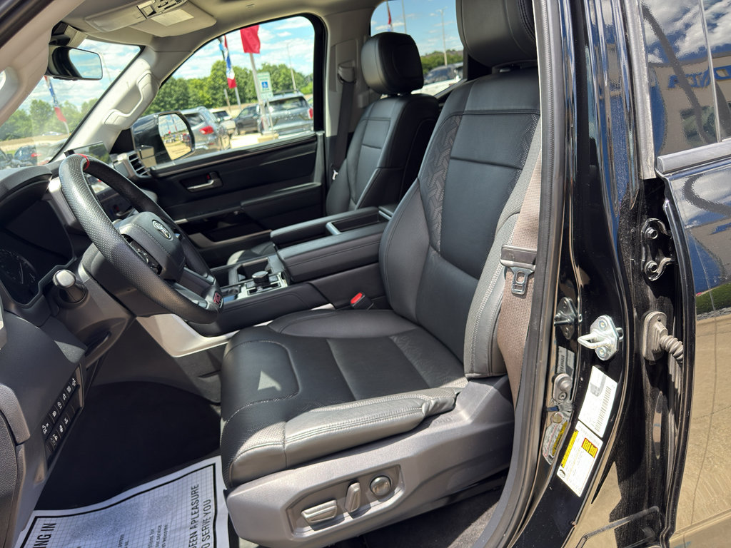 Used 2022 Toyota Tundra Limited AWD/4WD image 11