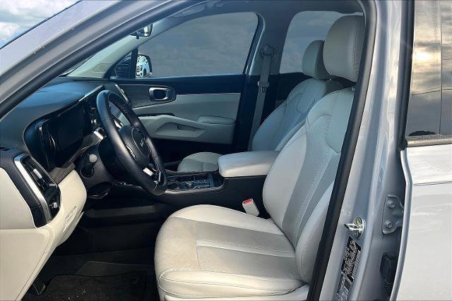 Used 2023 Kia Sorento S image 21