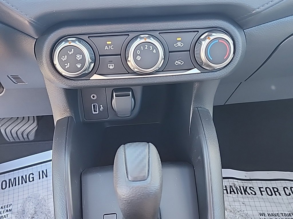 Used 2025 Nissan Versa S w/ S Plus Package image 26