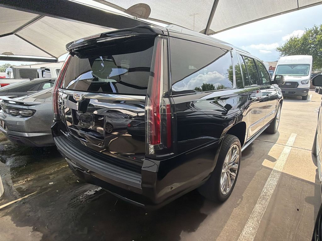 Used 2019 Cadillac Escalade ESV Premium Luxury RWD image 3