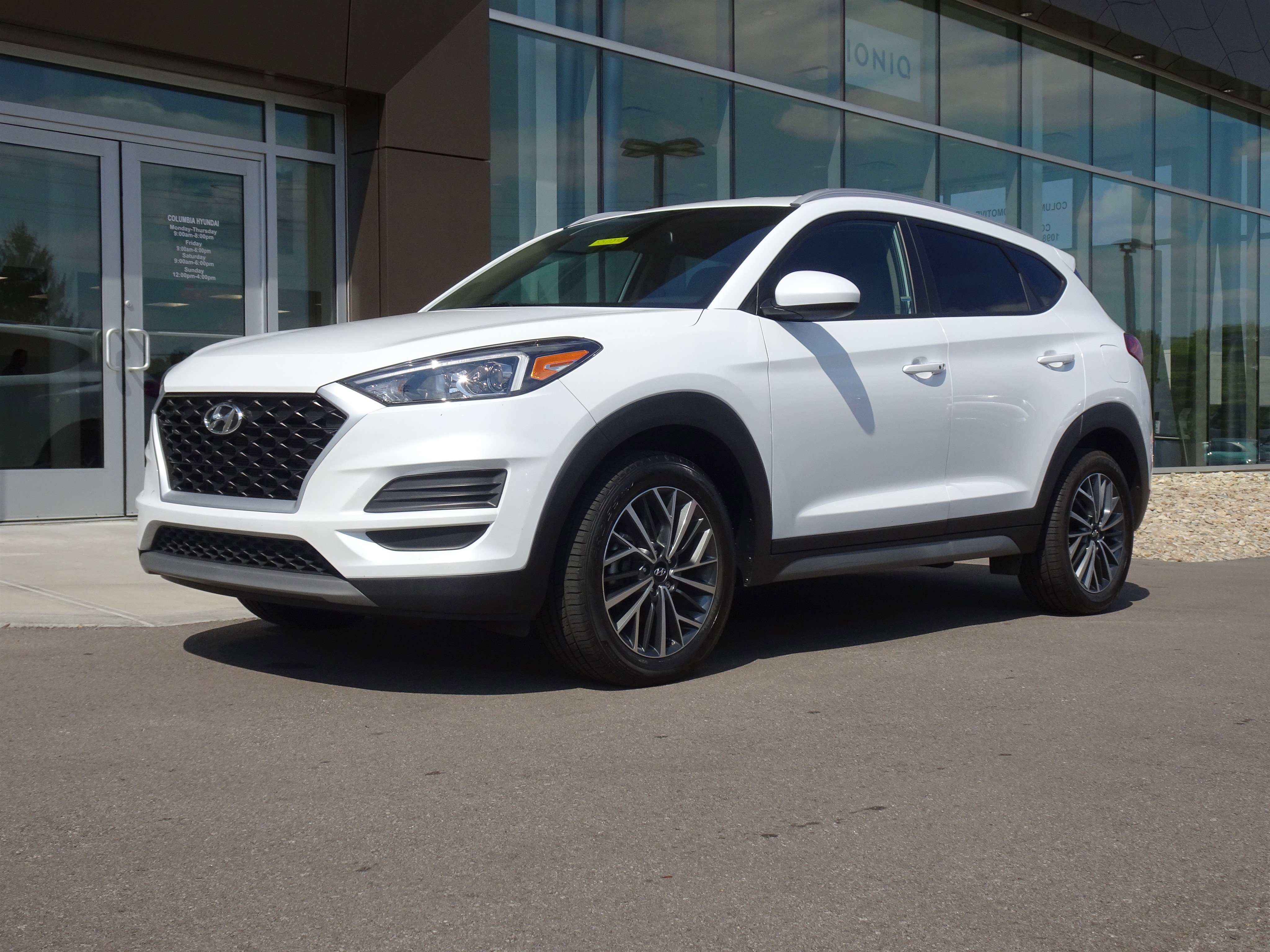 Certified 2021 Hyundai Tucson SEL w/ Cargo Package image 1