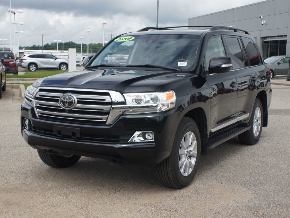 Used 2019 Toyota Land Cruiser AWD/4WD image 2