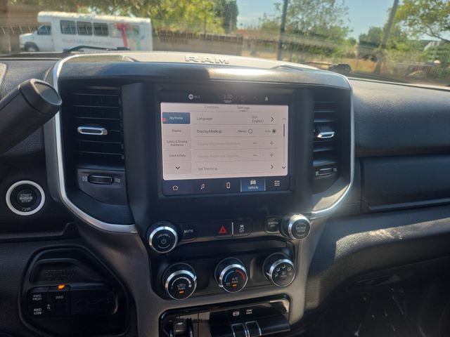 Used 2024 RAM 2500 Big Horn AWD/4WD image 15