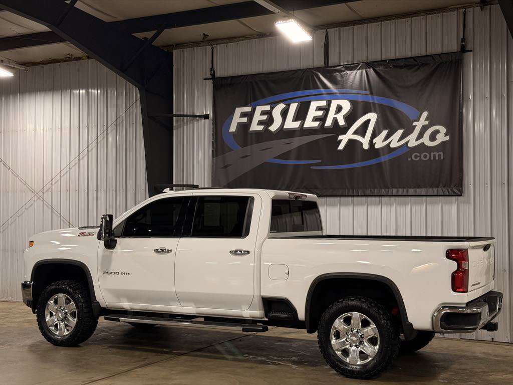 Used 2020 Chevrolet Silverado 2500 LTZ w/ LTZ Premium Package image 14