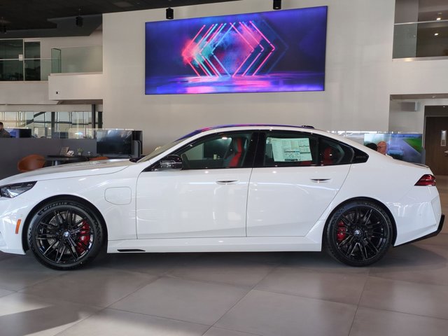 New 2026 BMW M5 w/ Executive Package image 5