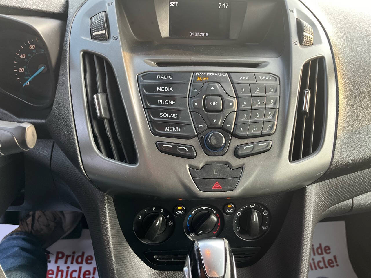 Used 2018 Ford Transit Connect XL image 9