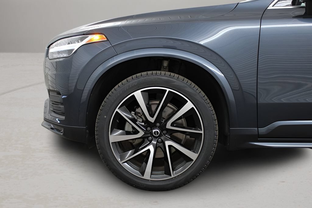Certified 2022 Volvo XC90 T6 Momentum w/ Advanced Package AWD/4WD image 41