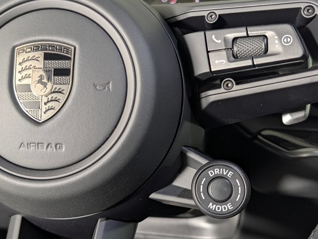New 2026 Porsche Cayenne Turbo AWD/4WD image 40