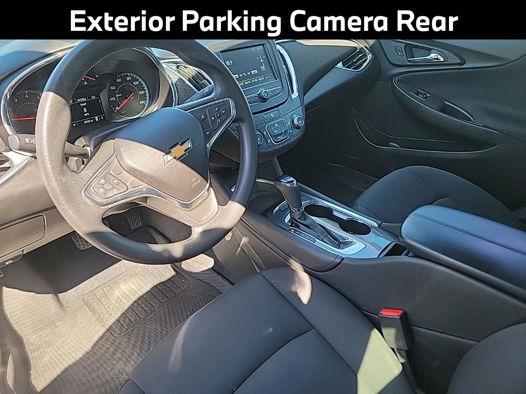 Used 2018 Chevrolet Malibu LT image 10
