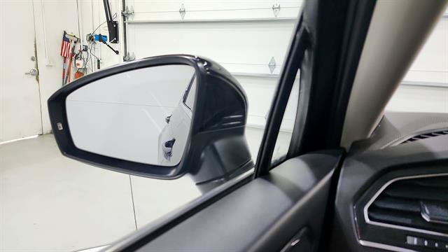 Used 2024 Volkswagen Tiguan SE FWD image 12