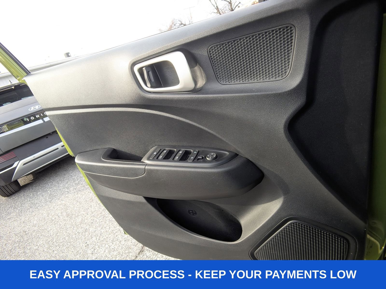 Used 2022 Hyundai Venue SE w/ Cargo Package image 30