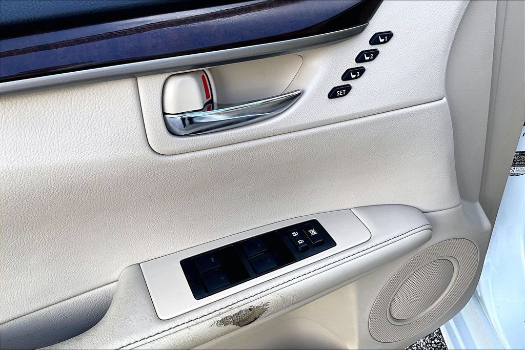Used 2013 Lexus ES 350 w/ Premium Pkg FWD image 49