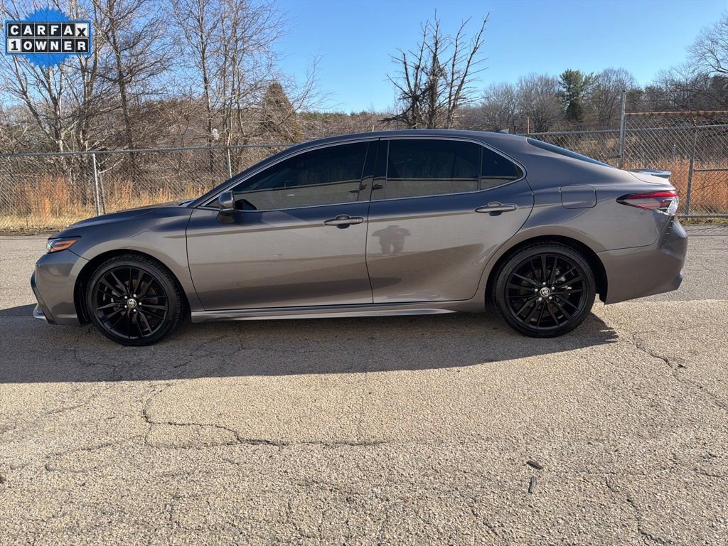 Used 2023 Toyota Camry XSE image 5