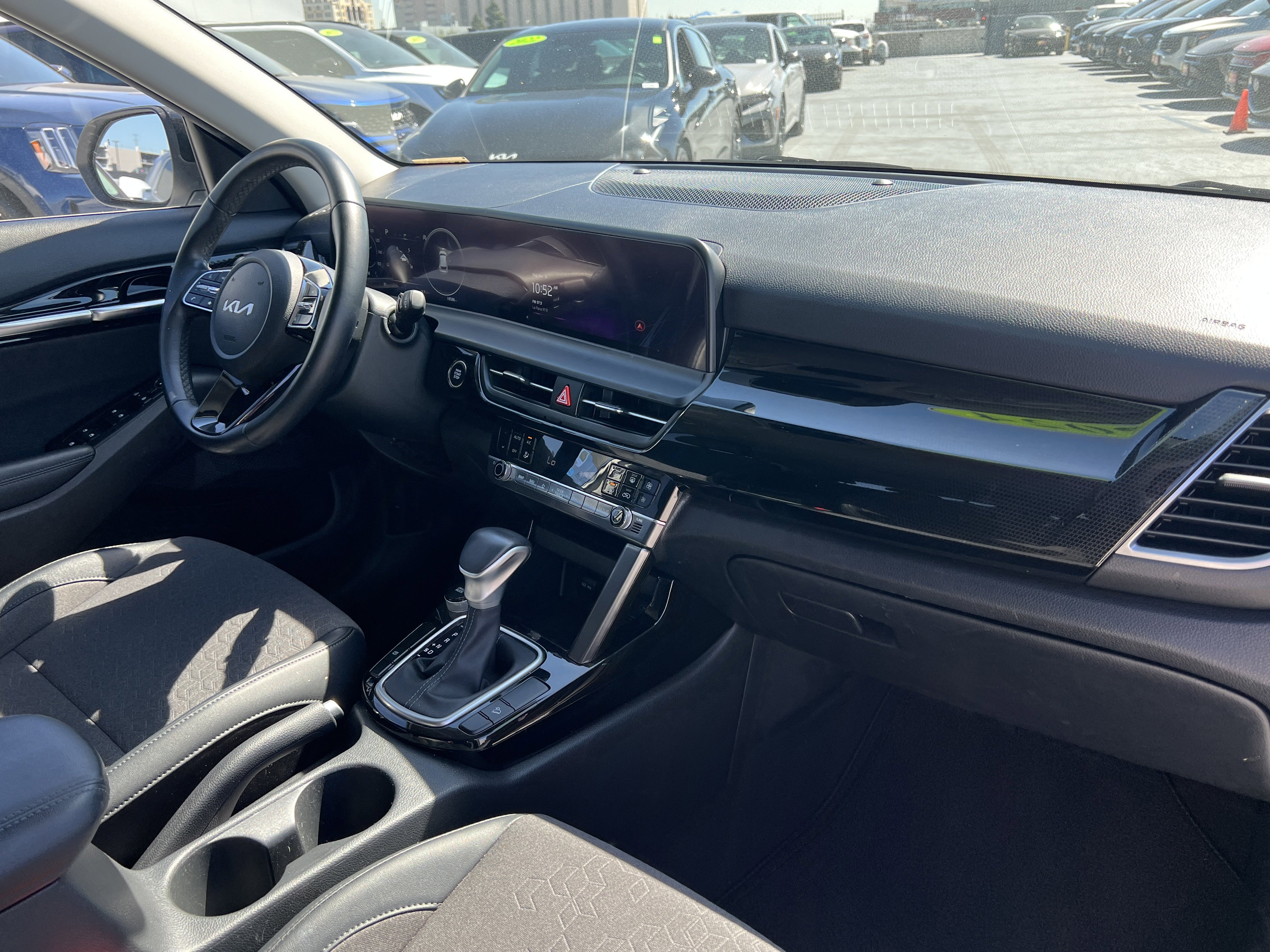 Certified 2024 Kia Seltos S image 15