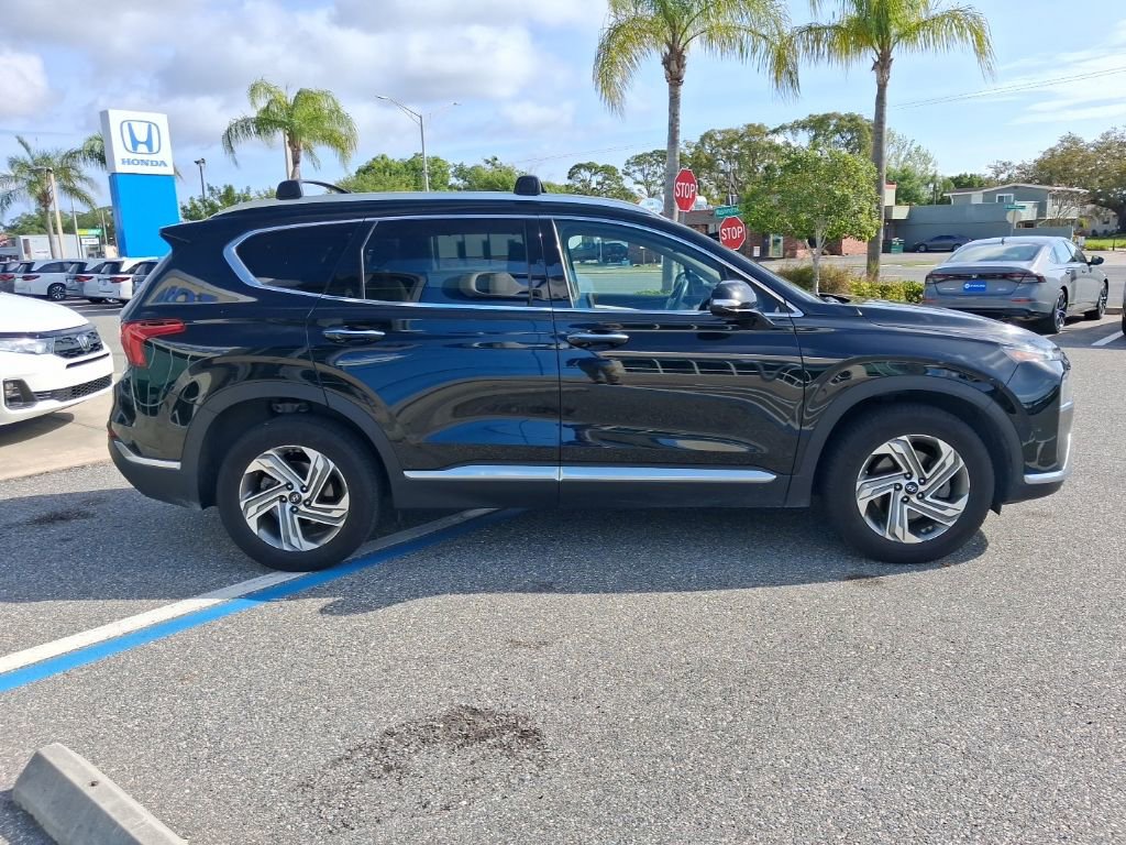 Used 2021 Hyundai Santa Fe SEL w/ Convenience Package image 4