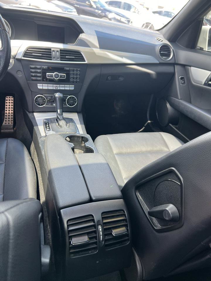 Used 2013 Mercedes-Benz C 250 Sedan image 8