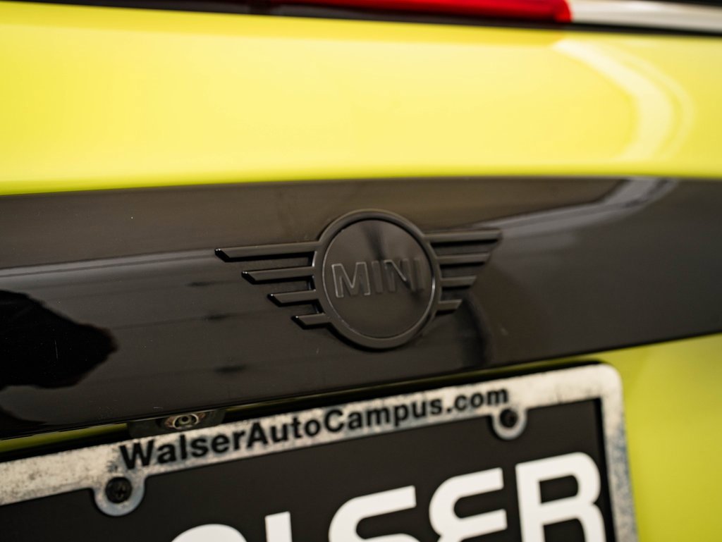 Used 2023 MINI Cooper S w/ Signature Upholstery Package image 18