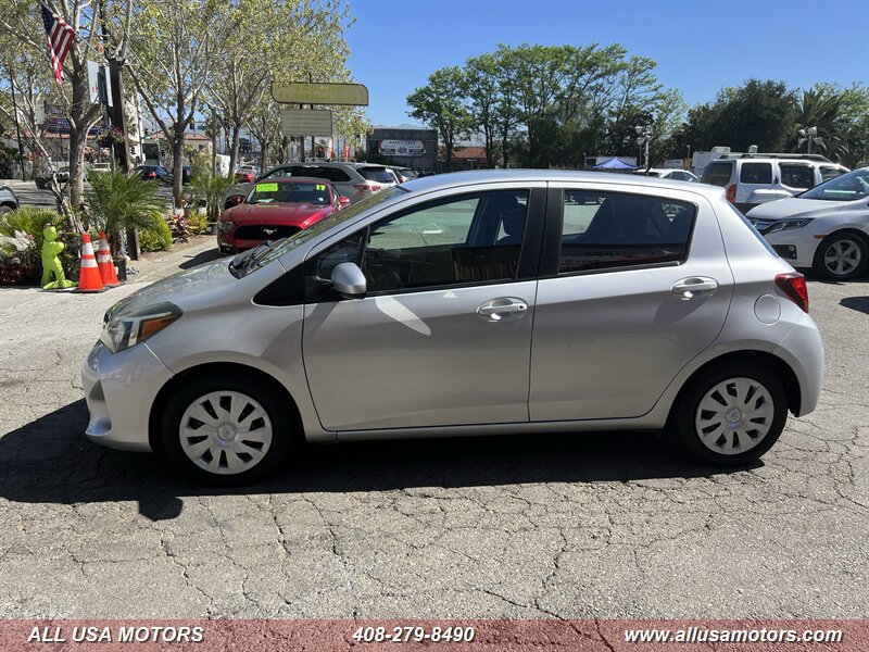 Used 2015 Toyota Yaris L image 6