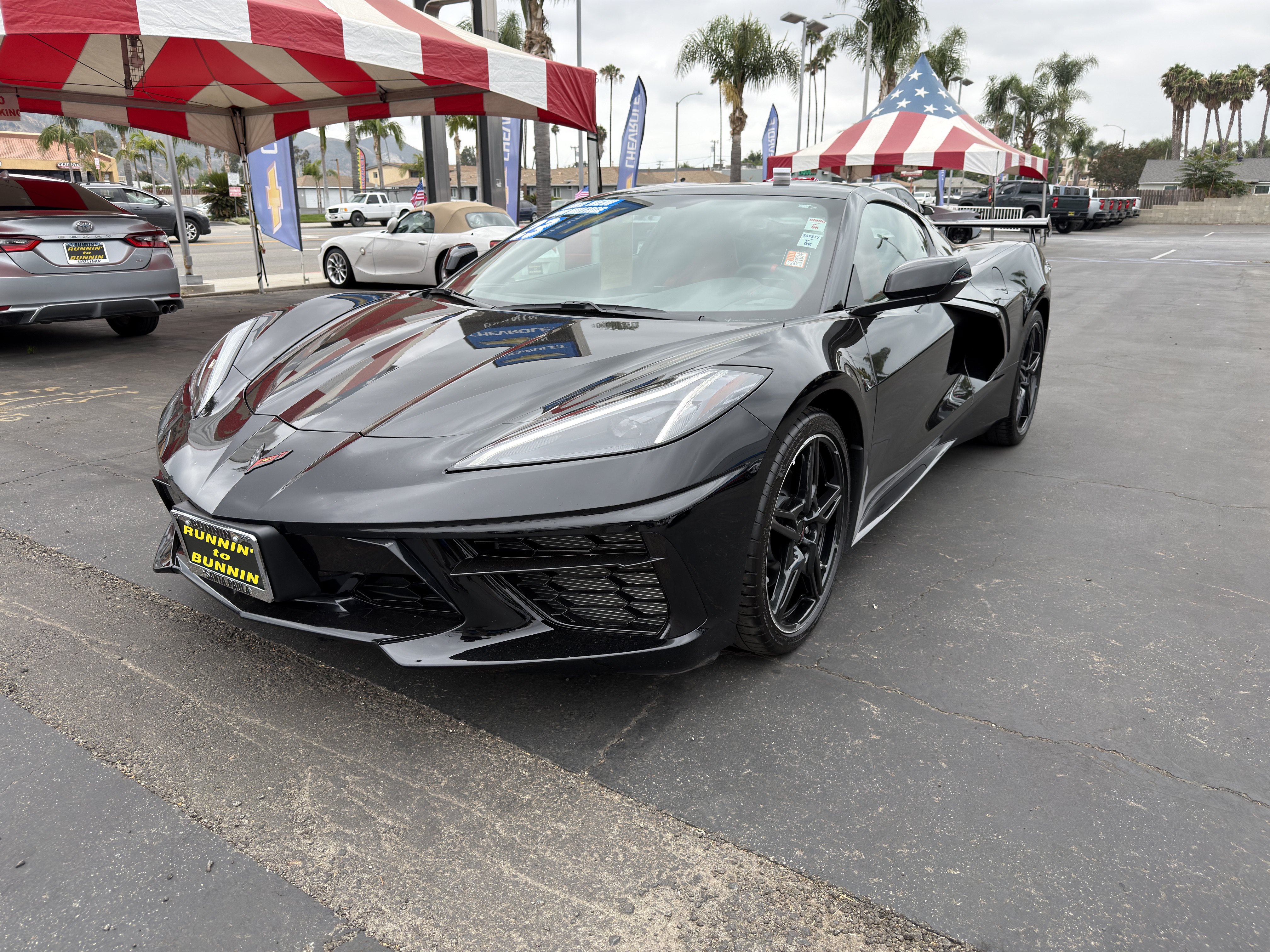 Used 2023 Chevrolet Corvette Stingray Coupe w/ 1LT RWD image 4