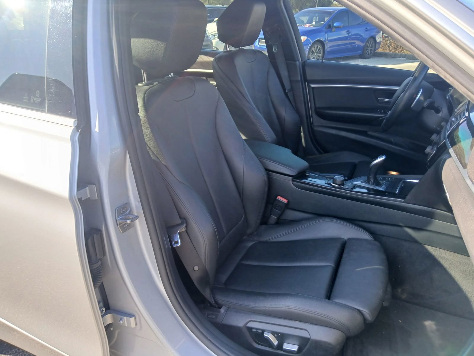 Used 2017 BMW 330i Sedan w/ Driver Assistance Package RWD image 20