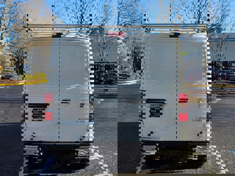 Used 2018 Nissan NV 3500 SL w/ Navigation Package image 6