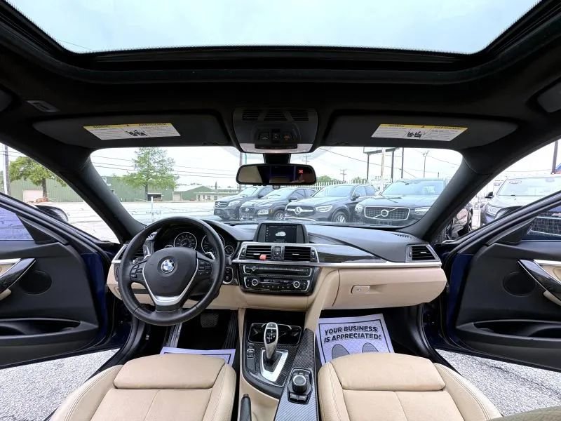 Used 2018 BMW 330i Sedan w/ Convenience Package RWD image 17
