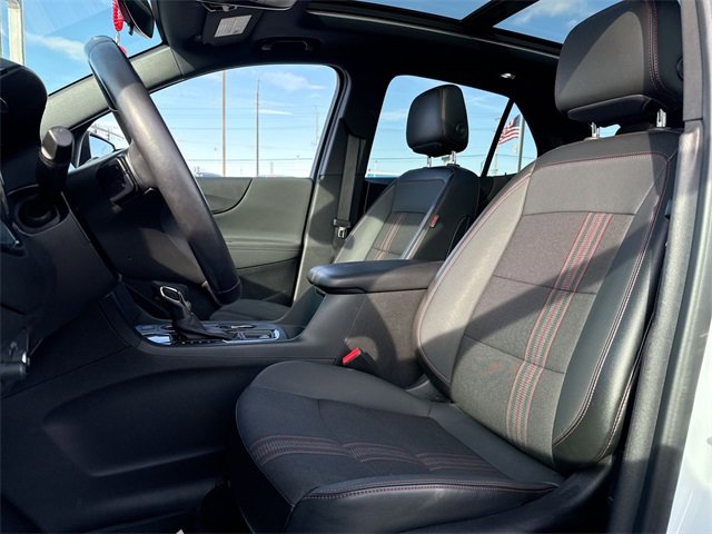 Used 2022 Chevrolet Equinox RS w/ Infotainment Package image 11