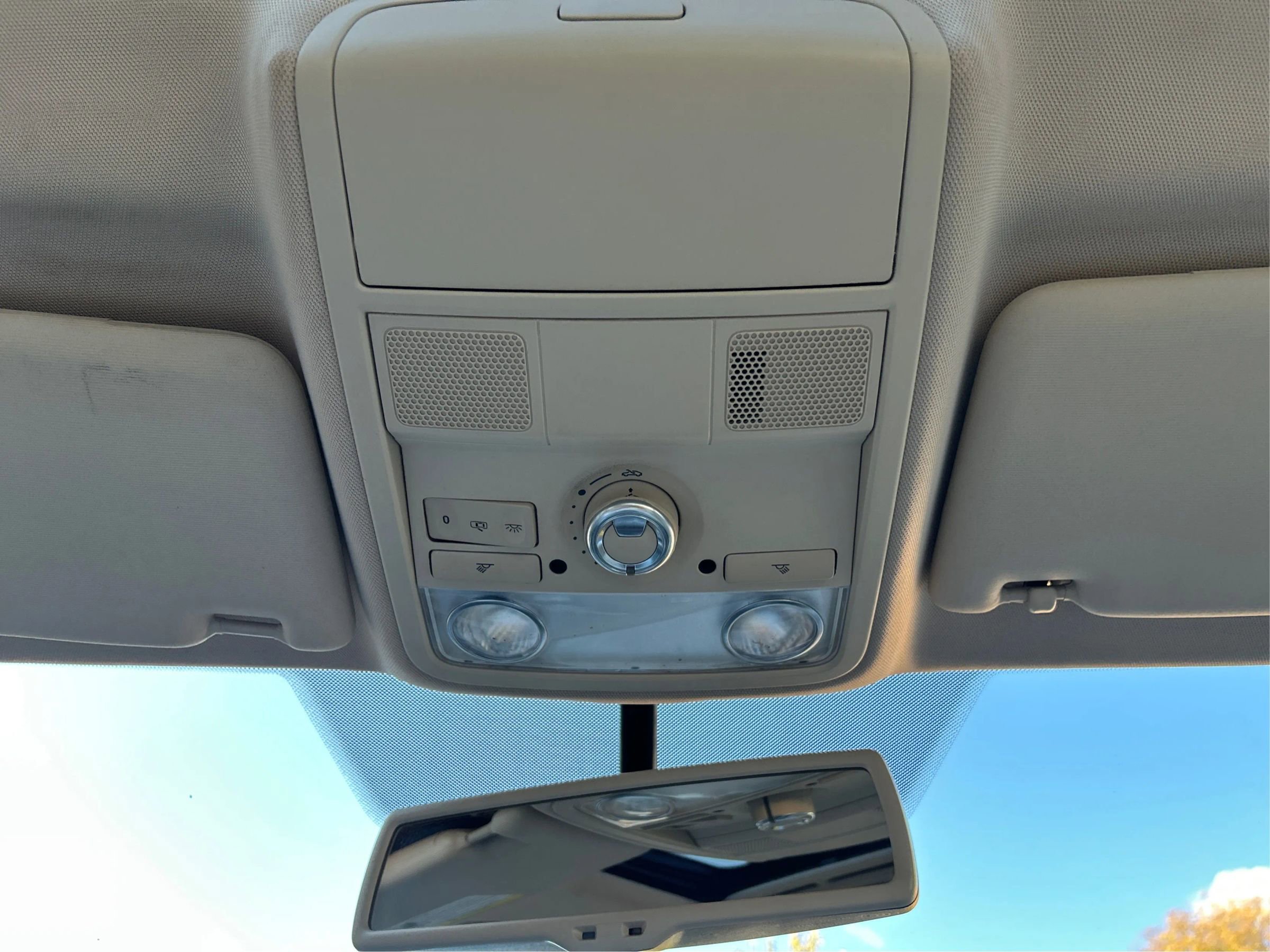 Used 2013 Volkswagen Passat 2.5 SE image 16