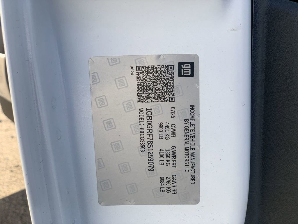 New 2025 Chevrolet Express 3500 w/ Power Convenience Package image 32