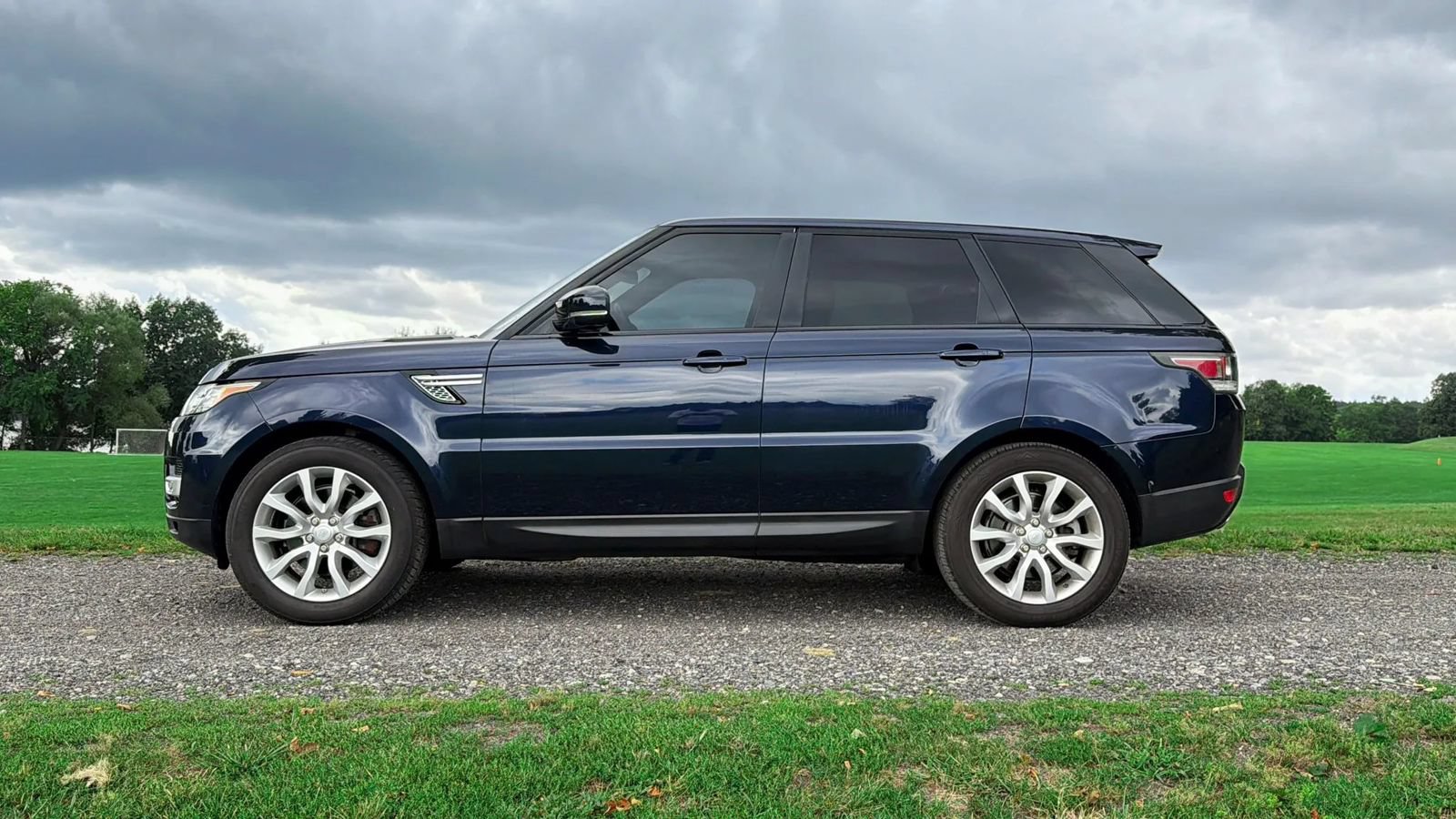 Used 2016 Land Rover Range Rover Sport HSE AWD/4WD image 46