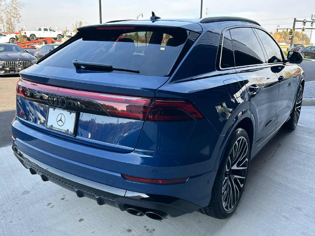 Used 2024 Audi SQ8 Premium Plus AWD/4WD image 8