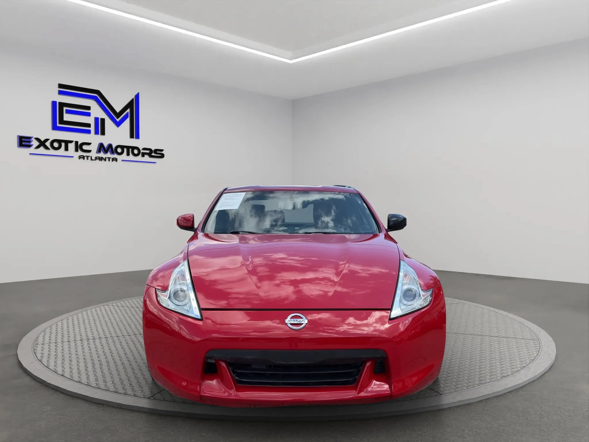 Used 2009 Nissan 370Z Touring RWD image 8