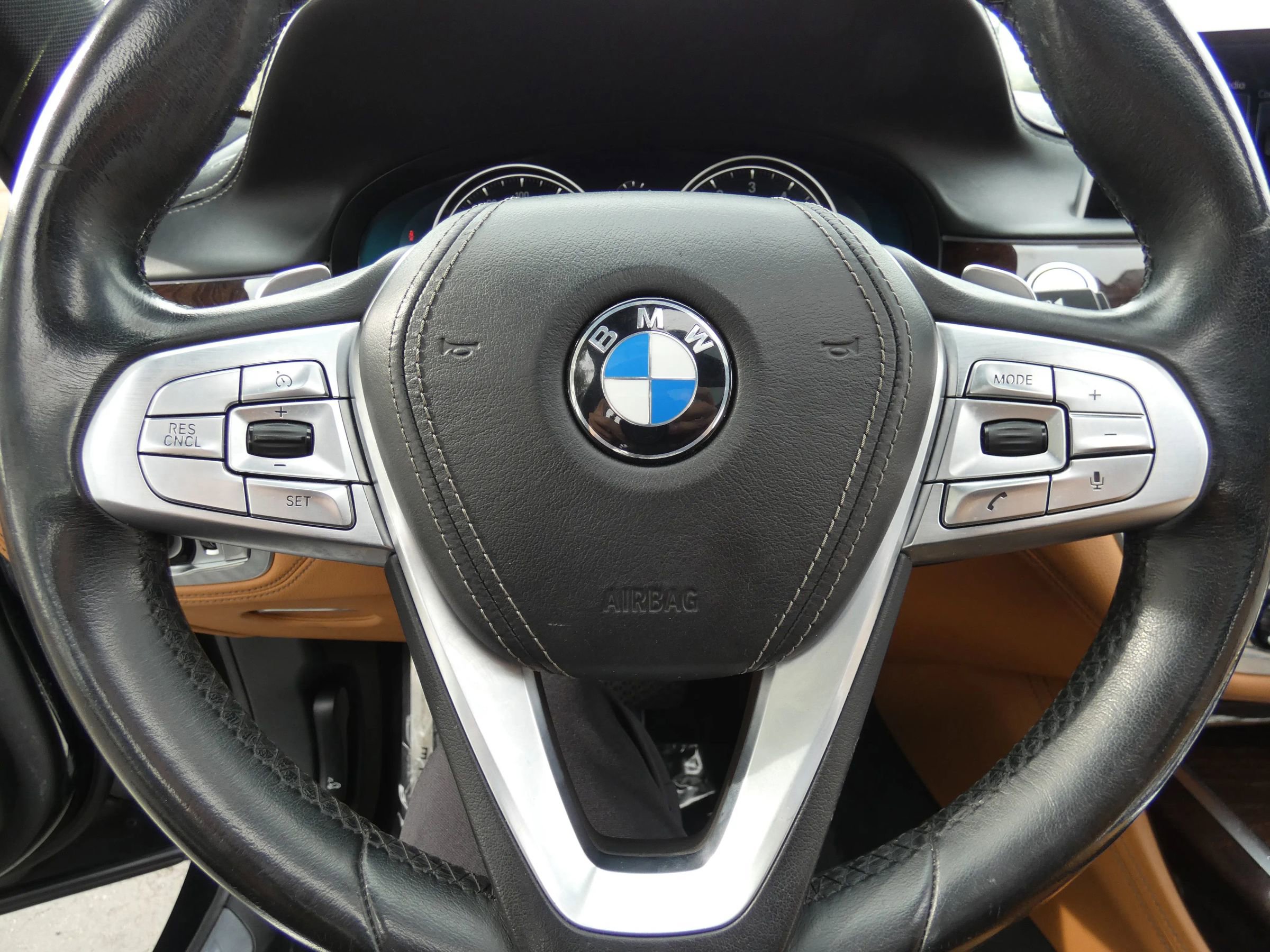 Used 2016 BMW 750i xDrive image 66