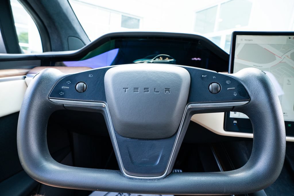 Used 2023 Tesla Model X AWD/4WD image 27