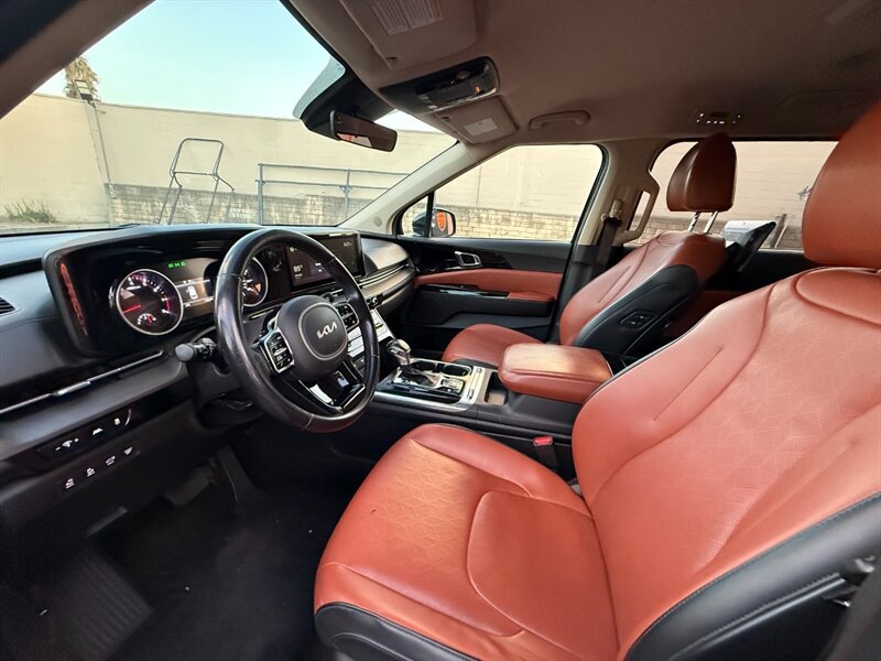 Used 2022 Kia Carnival SX FWD image 18