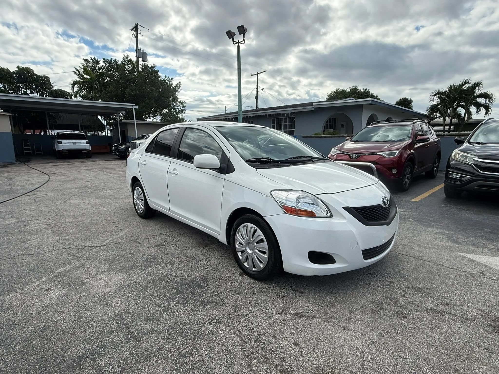 Used 2011 Toyota Yaris Sedan w/ PWR Pkg w/Steel Wheels FWD image 7