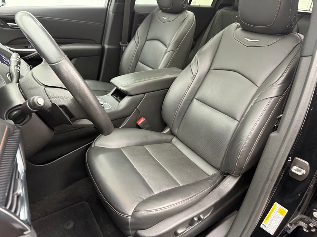 Used 2022 Cadillac XT4 Sport w/ Comfort Package AWD/4WD image 24